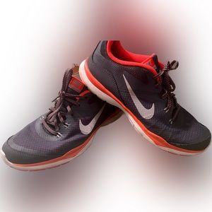 Used Nike training Flex TR. 5 orange and Grey size 10